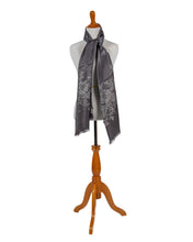 Load image into Gallery viewer, Black Flower Print Shawl