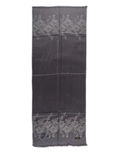 Load image into Gallery viewer, Black Flower Print Shawl
