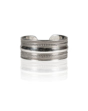 Load image into Gallery viewer, Silver Plated Thick Band Cuff