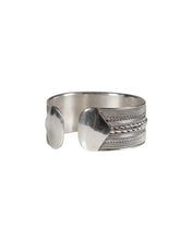 Load image into Gallery viewer, antique-full-rope-cuff-bracelet.jpg